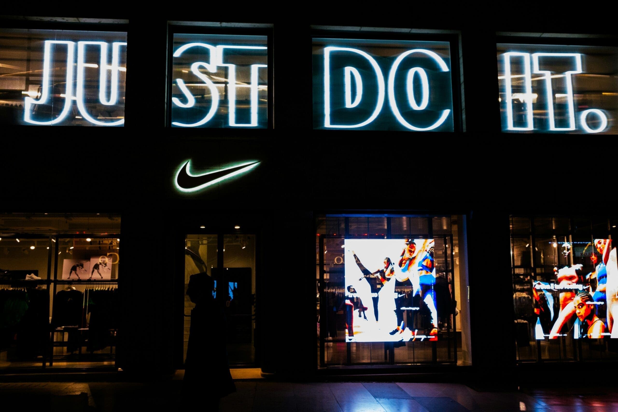 Meglepte a piacot a Nike – Visszaesett a profit, mégis jobbak lettek a számok a vártnál