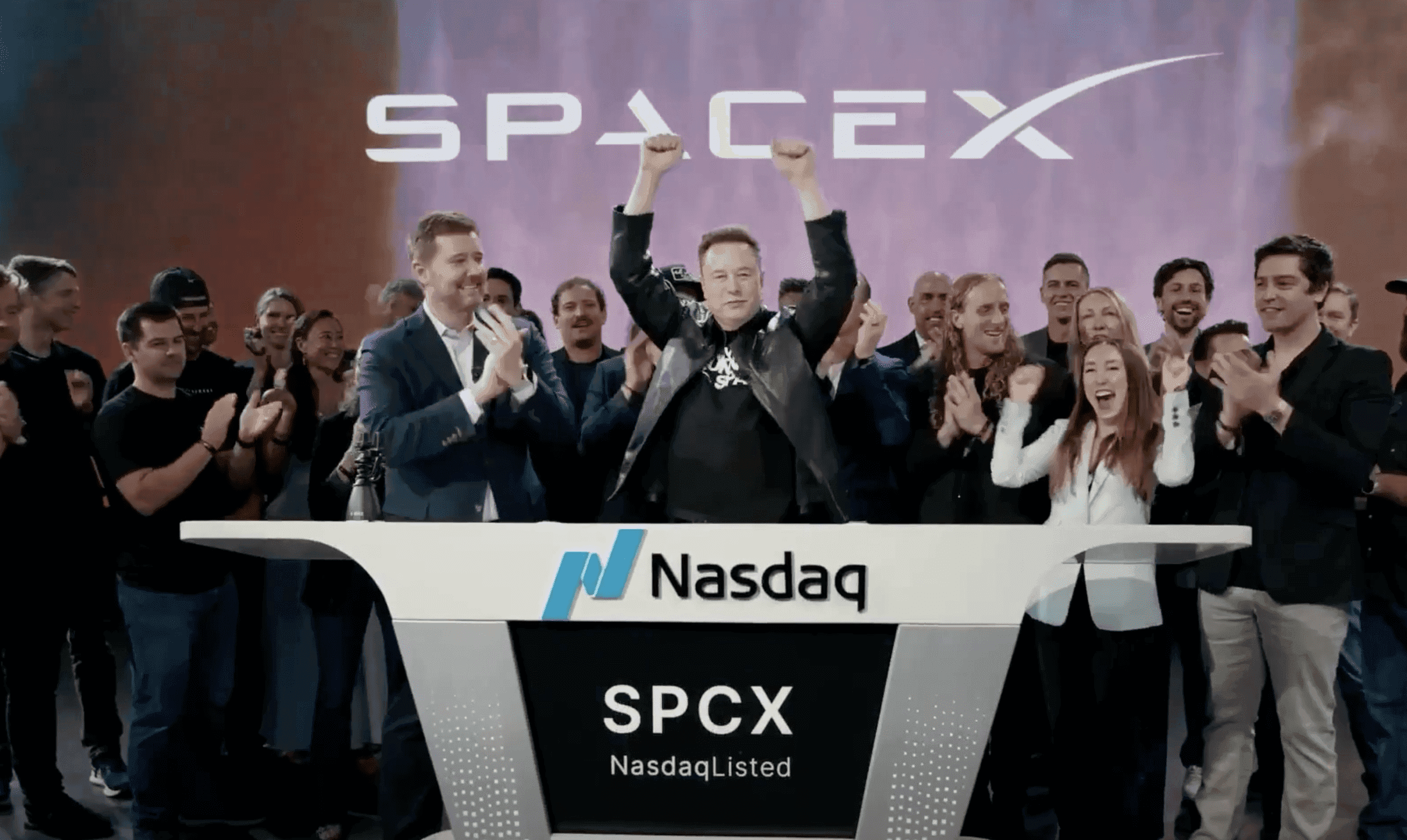 Tőzsdére lépett a SpaceX – Elon Musk cége berobbant a Nasdaq-ra